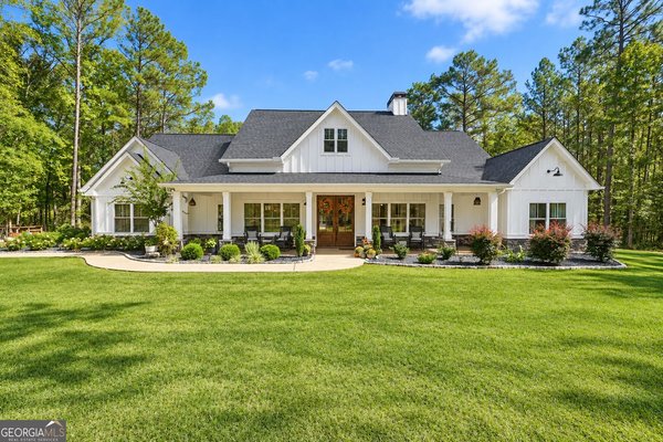 650 River Road, Monticello