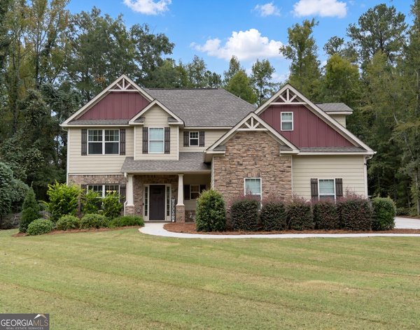 130 Homestead Circle Forsyth