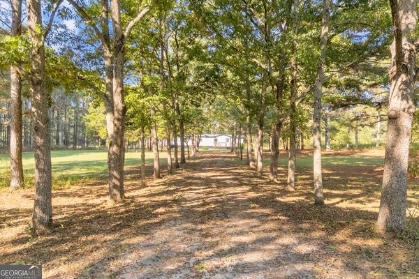 2023 Stephens Road, Elberton