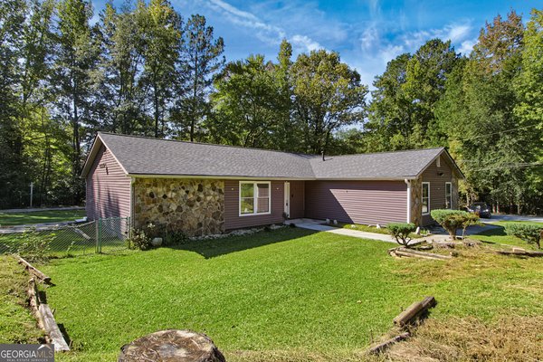 5683 Cape Cod Lane, Lithonia