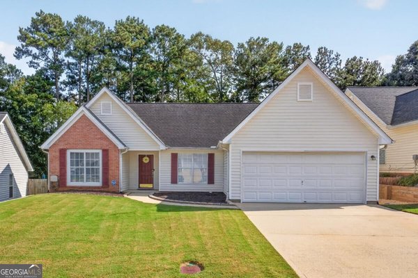 2210 Laurel Pointe Lane, Lawrenceville