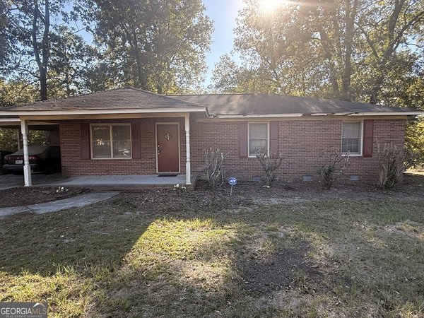 165 Country World Drive, Macon