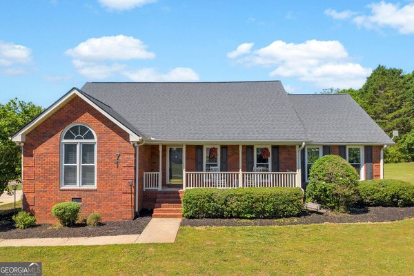 71 Woodridge Way, Royston