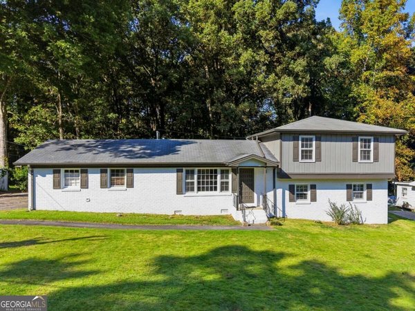 4307 Parkview Drive Lithia Springs