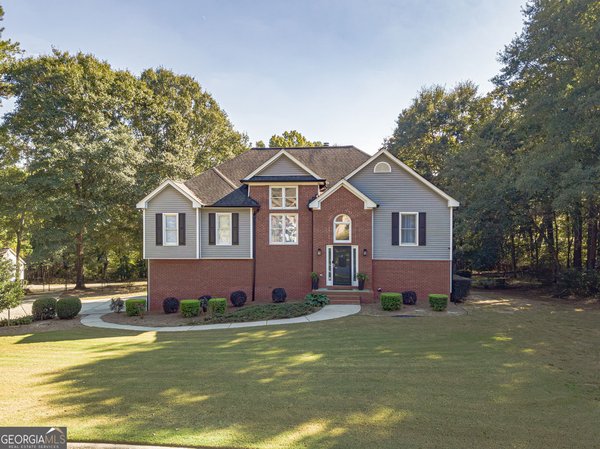 2095 Harfield Court Bethlehem