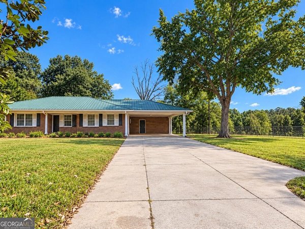3356 Lenora Church Road, Snellville