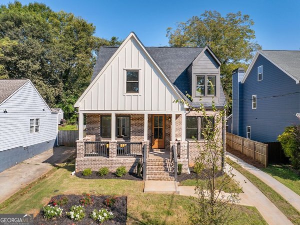 658 Schuyler Avenue, Atlanta