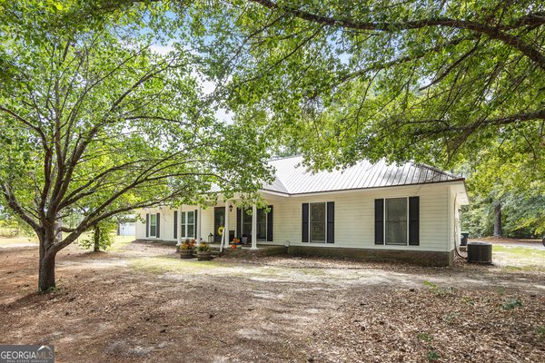 183 Hickory Nut Hollow, Box Springs