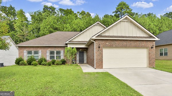 862 Crescent Lane, Griffin