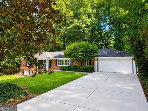 6651 Castleton Drive, Sandy Springs