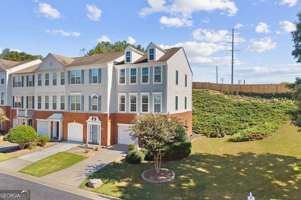1020 Thornborough Drive Alpharetta