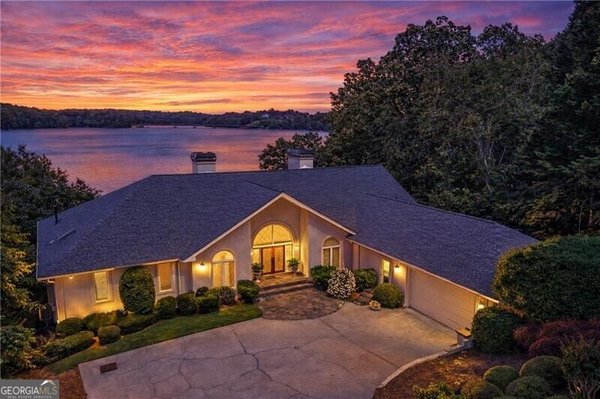 2917 Pointe Drive, Gainesville
