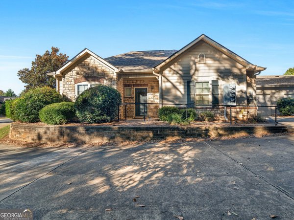 217 Fenwick Circle, McDonough