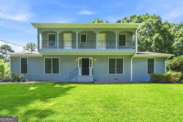 211 Pioneer Trail Marietta
