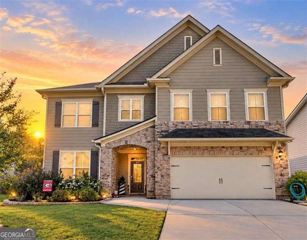 205 Orchard Trail, Canton