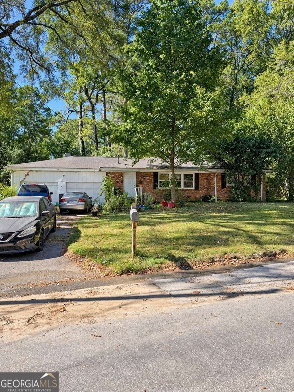 1609 Stanford Way, Decatur