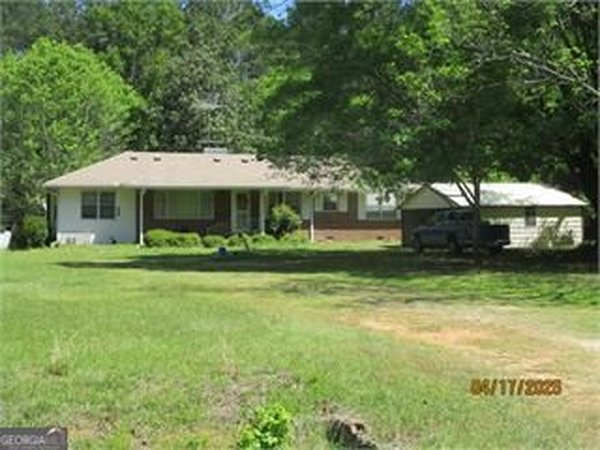 455 Pebblebrook Road, Woodbury