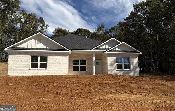 329 Blackberry Court, Pendergrass