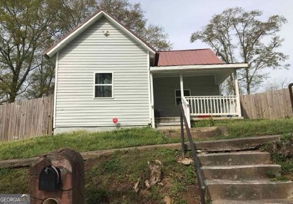 143 Martin Luther King Jr Boulevard, Tallapoosa
