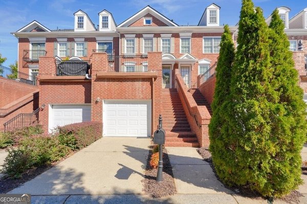 5905 Waters Edge Trail, Roswell
