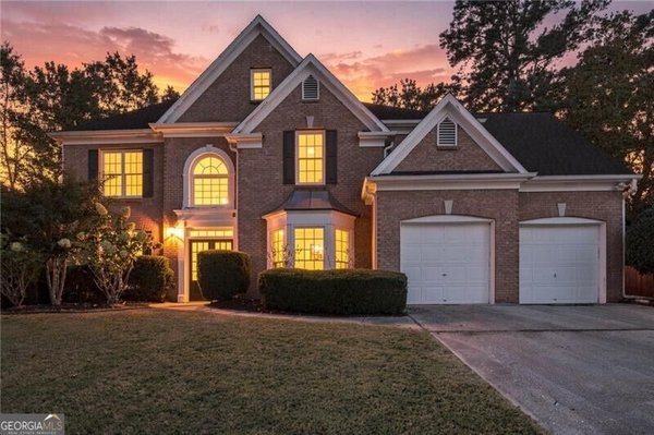3030 Darien Park Drive, Roswell