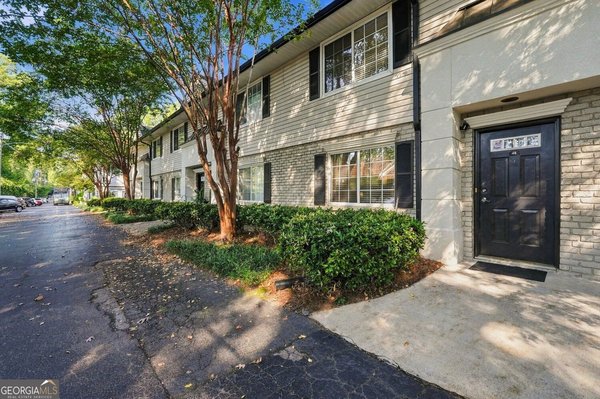6940 Roswell Road, Sandy Springs