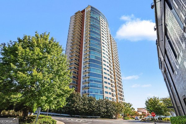 4561 Olde Perimeter Way, Atlanta