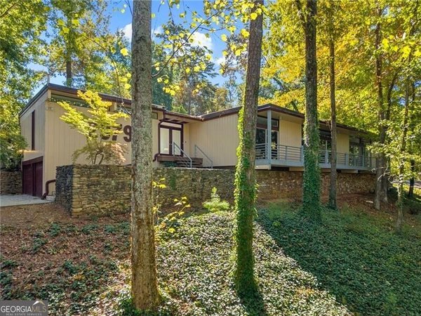 2979 Ridge Valley Road, Atlanta