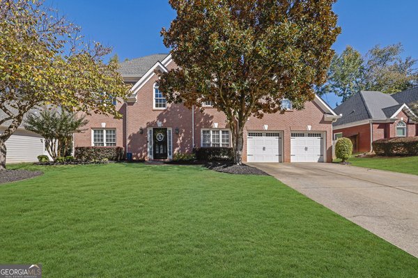 5061 Tottenham Court Suwanee