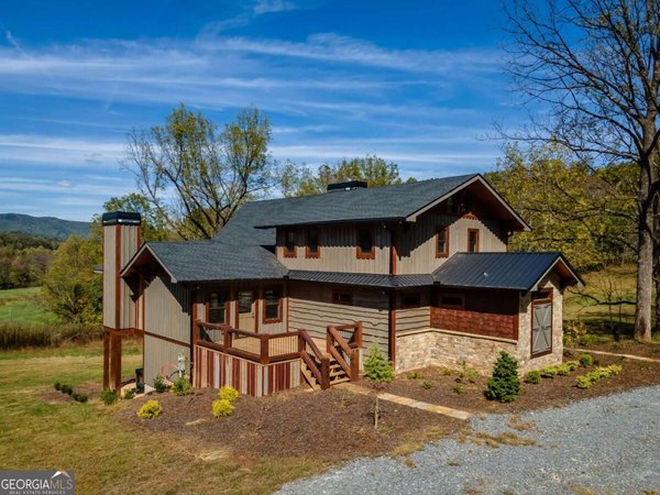 7590 Mobile Road, Blue Ridge