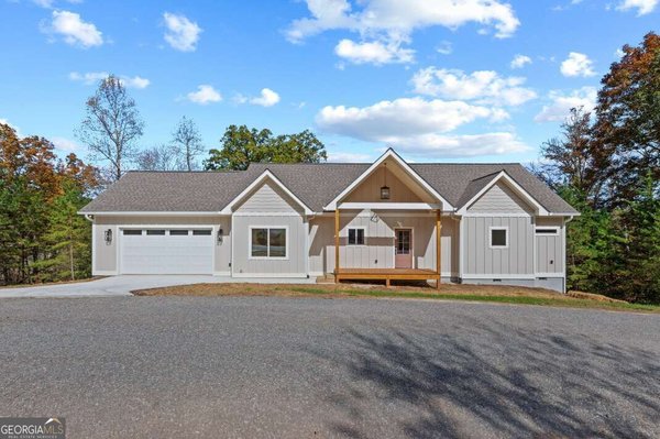 132 Coras View, Blairsville