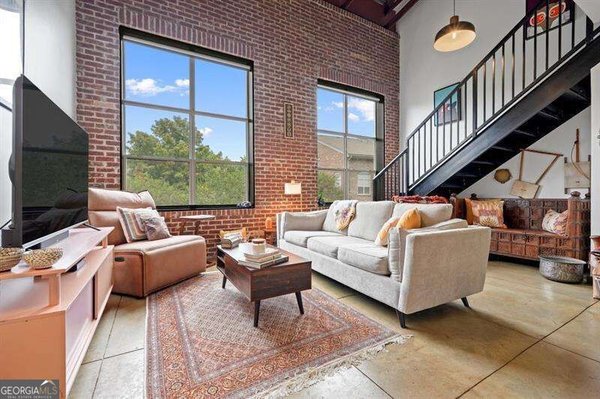 445 Sessions Street, Marietta