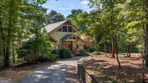 200 Plantation Lane, Blue Ridge