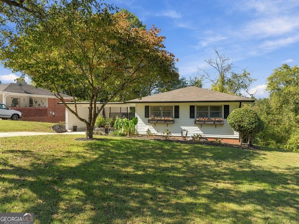 224 Flora Avenue, Rome