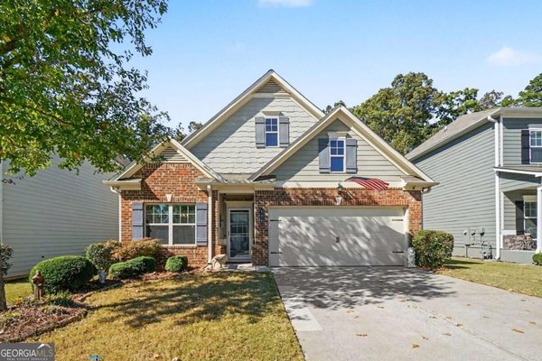121 Prominence Court, Canton