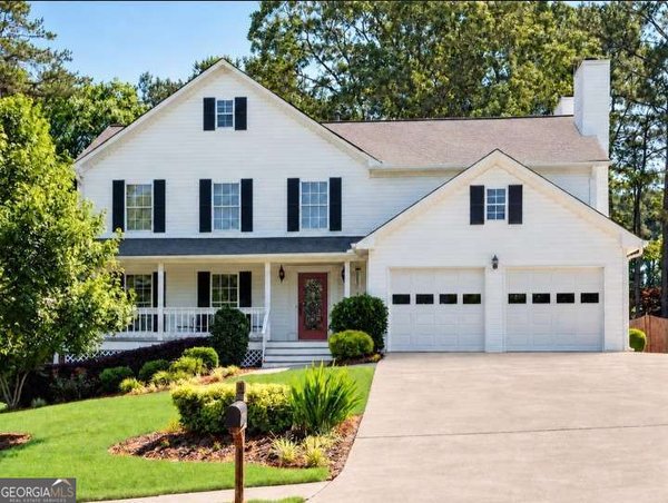 1560 Summit Pond Circle, Loganville