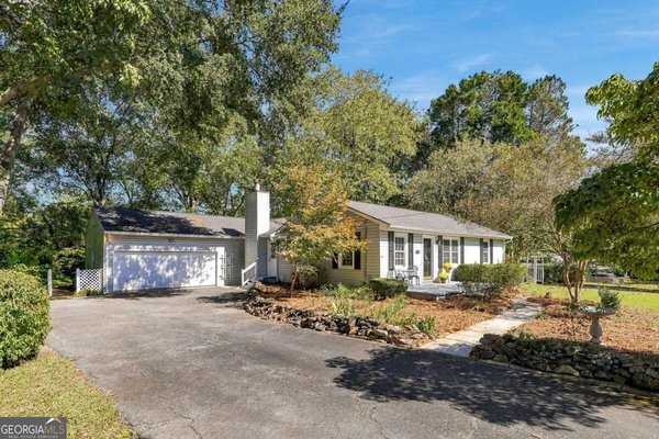 4841 Lula Street, Lilburn