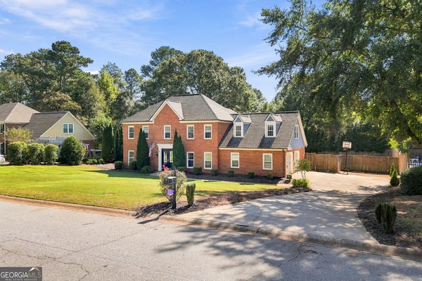 1812 Chestnut Grove Drive Marietta