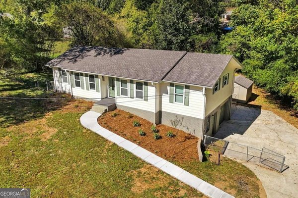 6269 Hillpine Drive, Douglasville