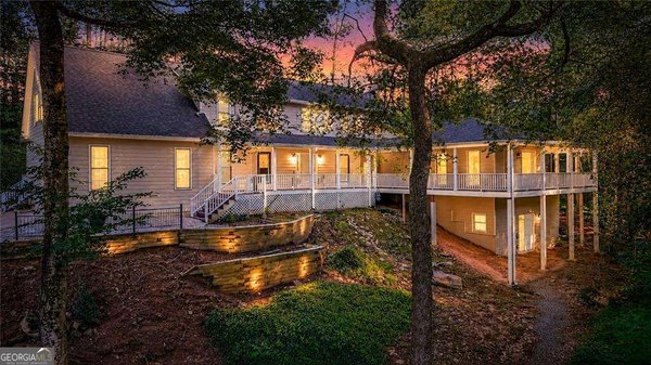 2290 Old Orchard Drive, Marietta