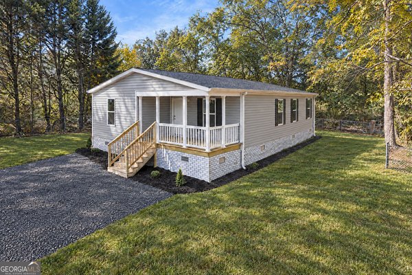 553 Cannafax Road, Barnesville
