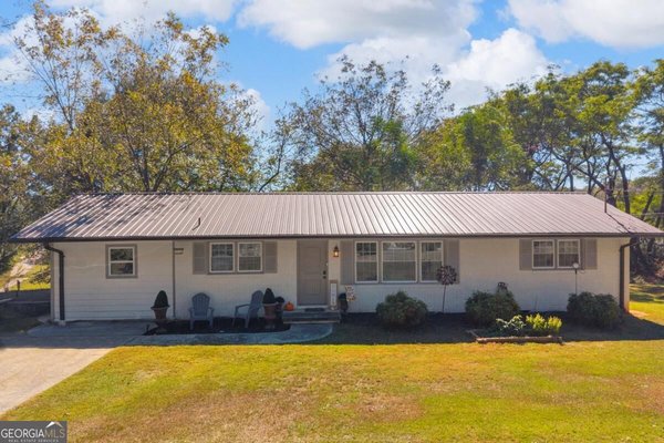 2632 Oak Valley Road, Toccoa