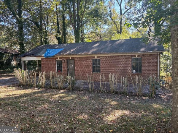 2475 Bouldercliff Way, Atlanta