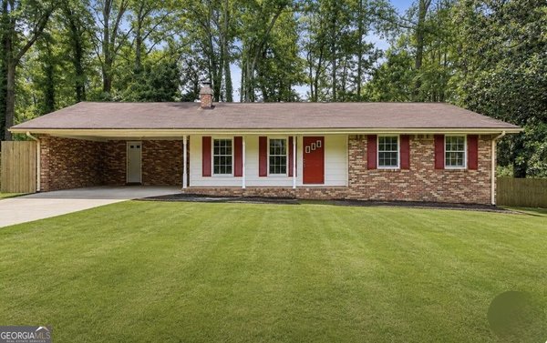 182 Jennifer Lane, Lilburn