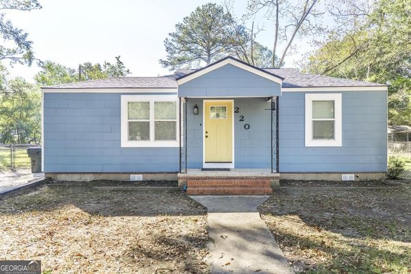 220 Peachtree CR, Warner Robins