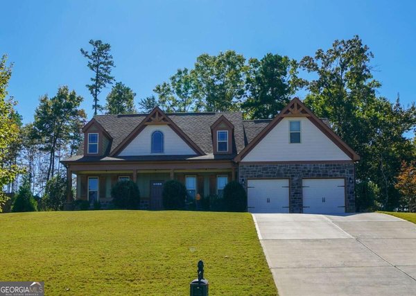 9 Greystone Way, Cartersville