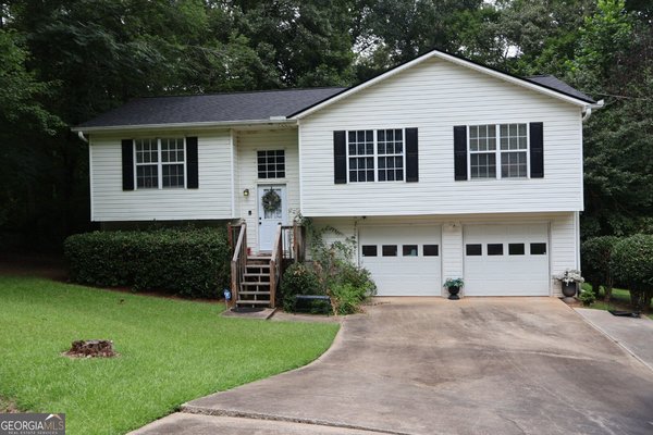 8748 Jenkins Road, Douglasville