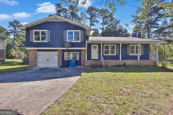 562 Plantation Boulevard Lawrenceville