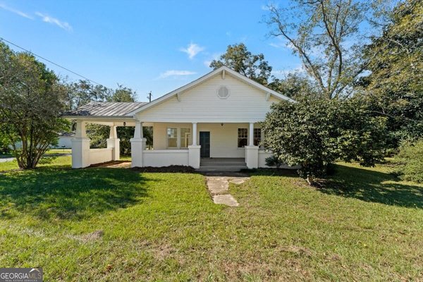 818 5Th Avenue, Twin City