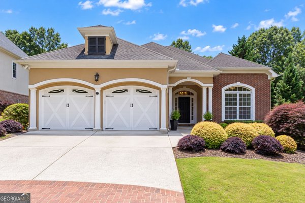 123 Crown Court, Peachtree City